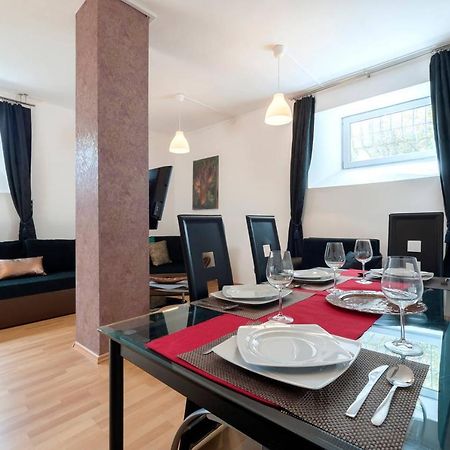 2 Studio Budapest Kültér fotó