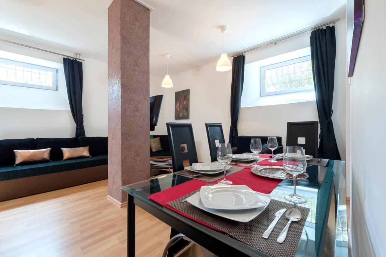 2 Studio Budapest Kültér fotó