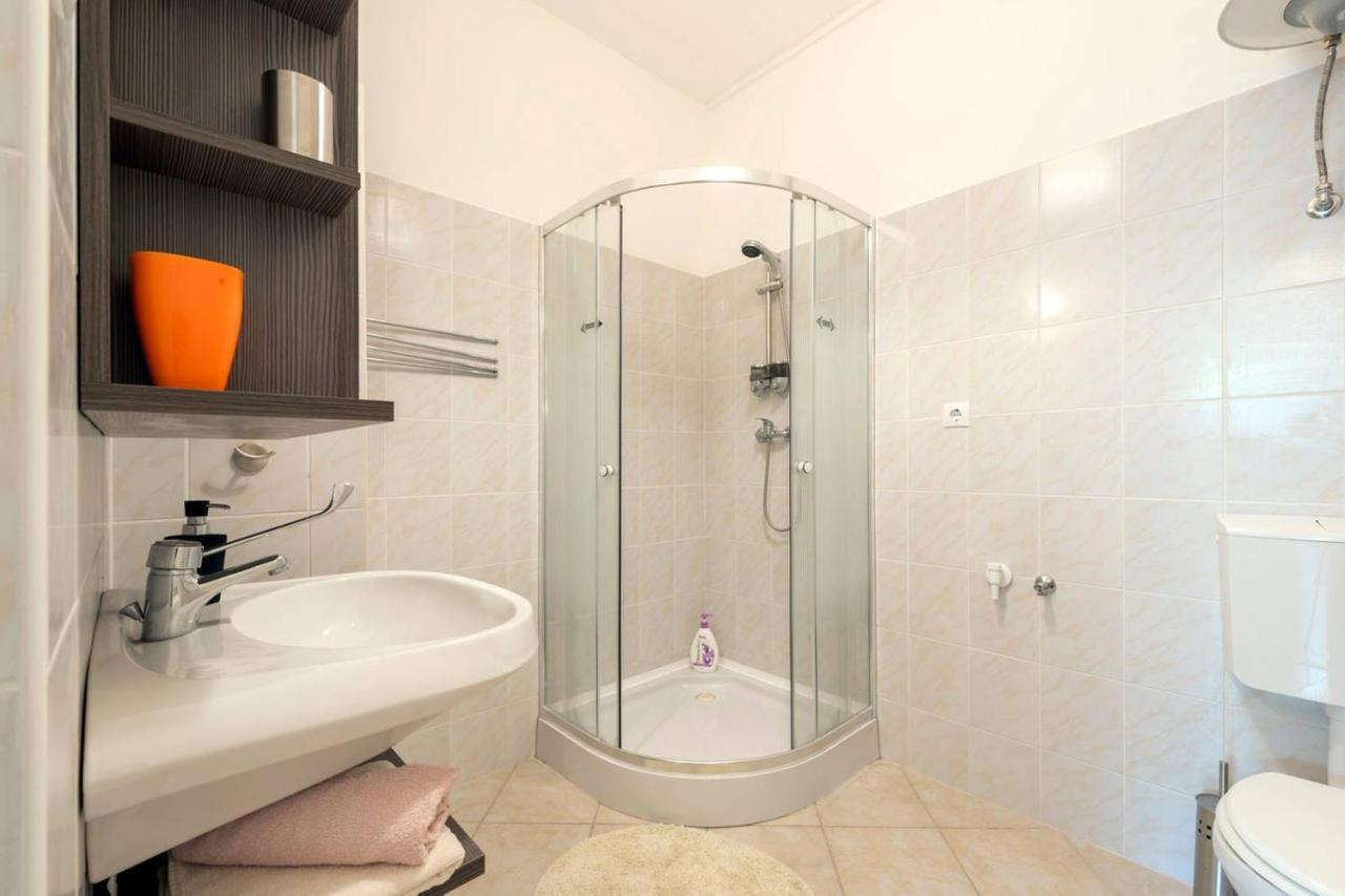 2 Studio Budapest Kültér fotó